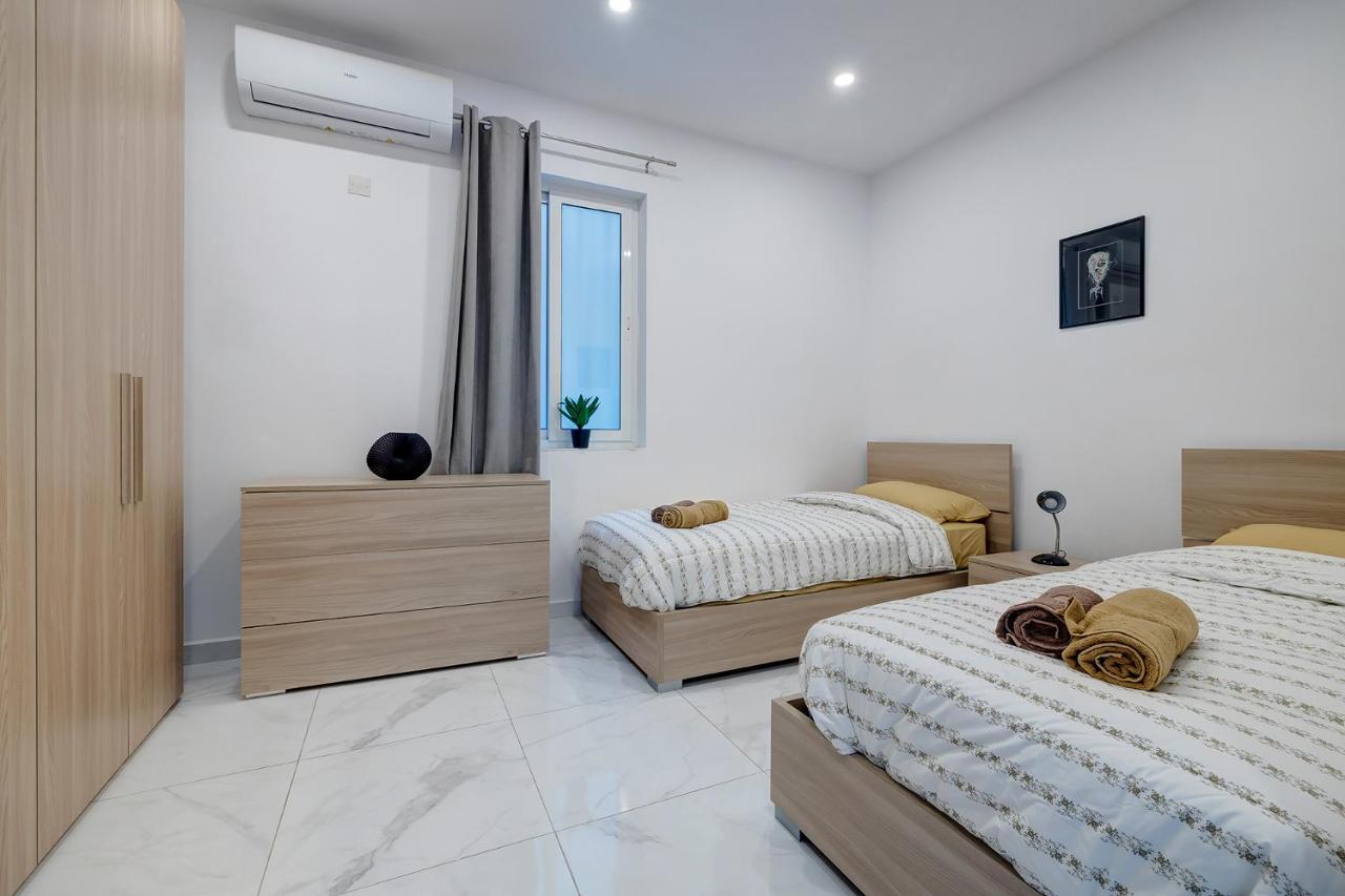 Modern Family Holiday Retreat In Gzira Σλιέμα Εξωτερικό φωτογραφία